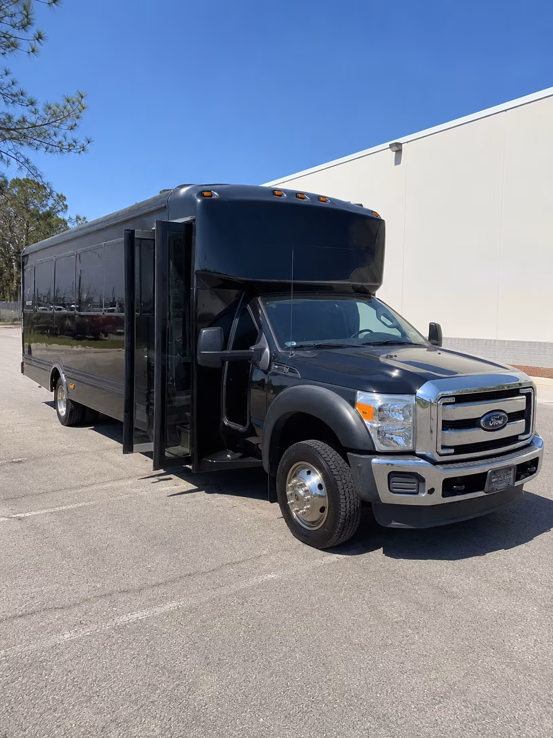 National City Winery Tour & Pub Crawl Transportation