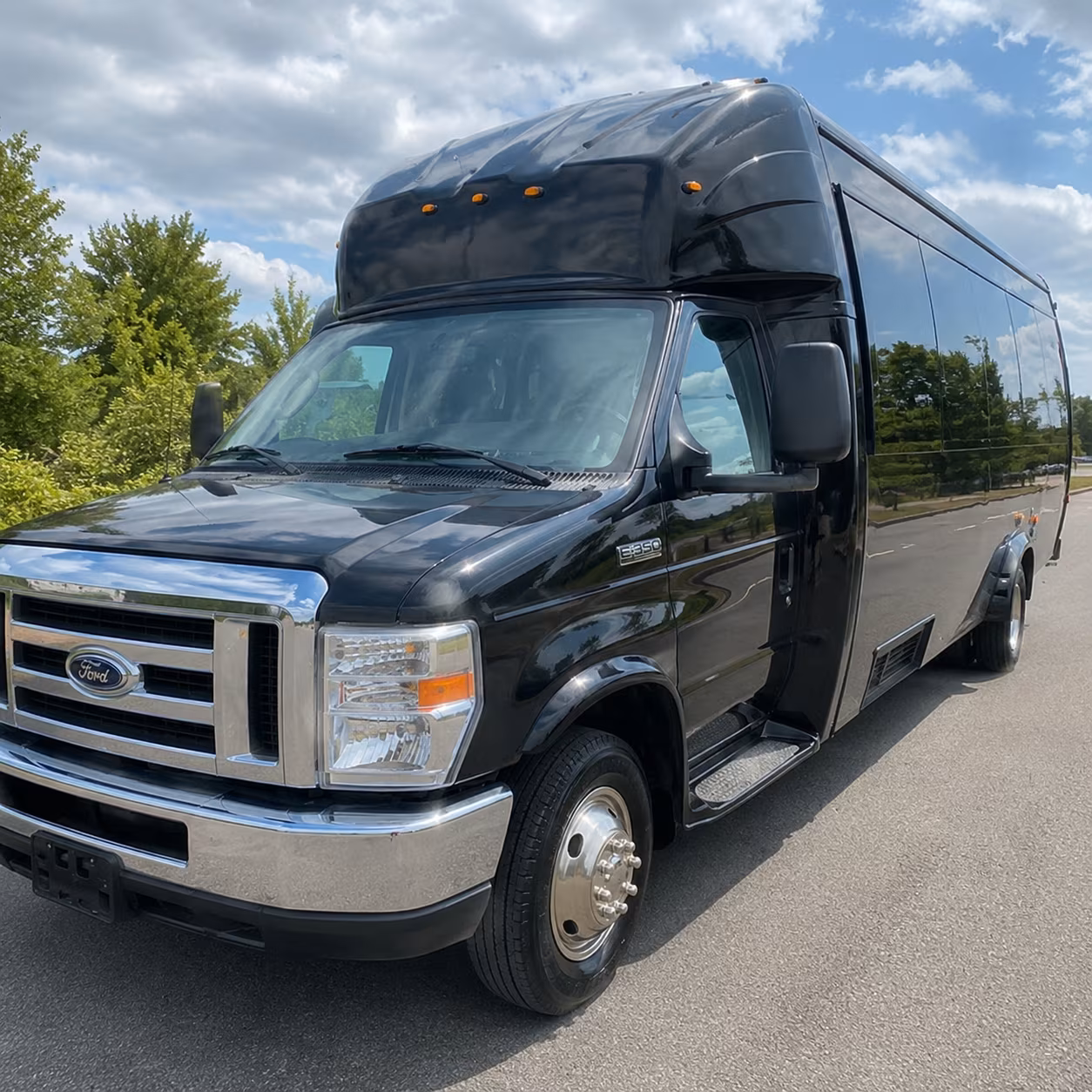 San Diego Winery Tour & Pub Crawl Transportation pickup coordination